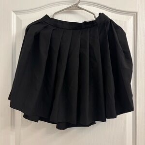 Classic Black Pleated Skirt